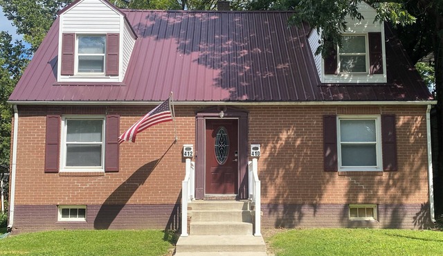 Charming 2-bedroom Duplex with1Gig WiFi, AC in delightful Mount Vernon
