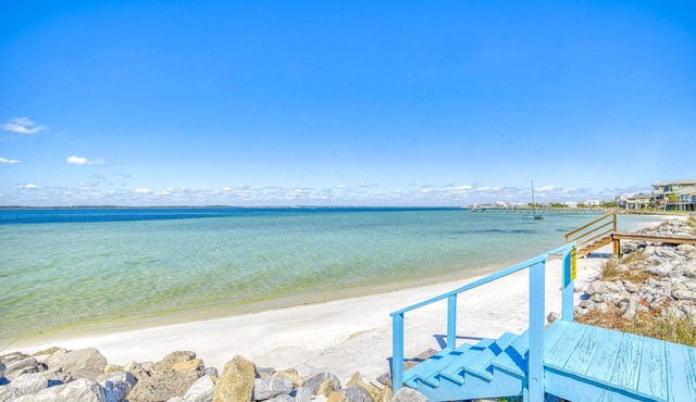 Charming 3 Bedroom Water Front Bungalow