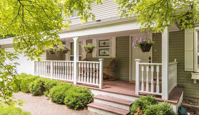 Charming 4-bedroom, family-friendly home in Excelsior. Walkable to everything. in Excelsior