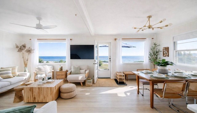 Charming Bungalow on the Bay