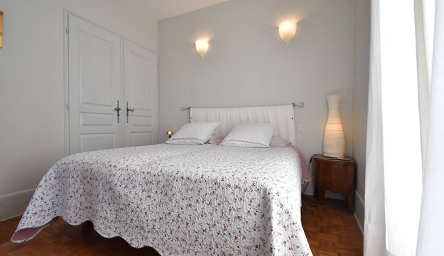 Charming Escape, Yèvre-la-Ville in Yevre-Le-Chatel