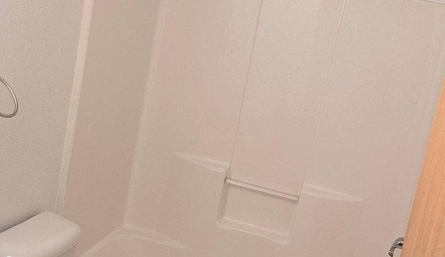 Charming, Modern, Clean Furnished 2-bdrm apt in Knapp with AC, WIFI & Laundry