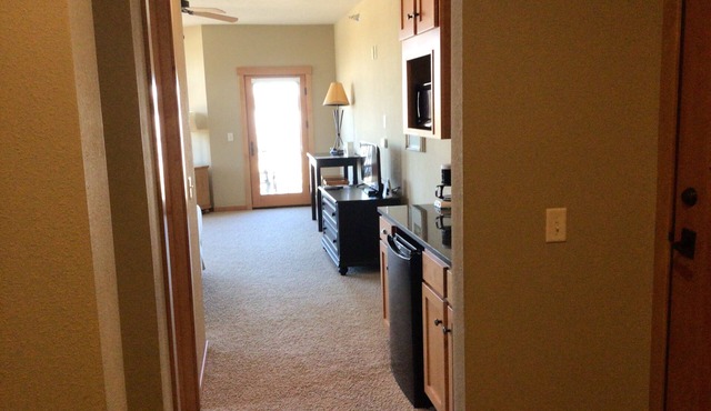 Charming Queen Studio for Two Northernaire Resort – Three Lakes, WI in Three Lakes