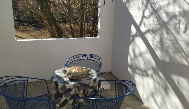 Charming studio 25 min from vallon pont d'arc in Le Garn
