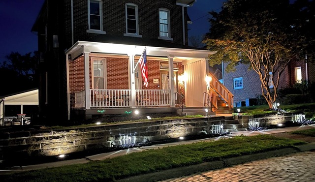 Charming studio with AC and WiFi in delightful Oakmont.