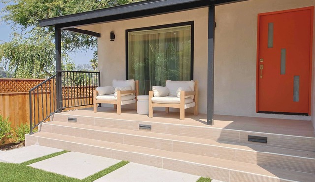 Chic 2B2B Apt w City Views near Sunset Blvd