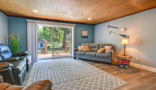 Chippewa Falls Retreat on Lake Wissota w/2 Decks!