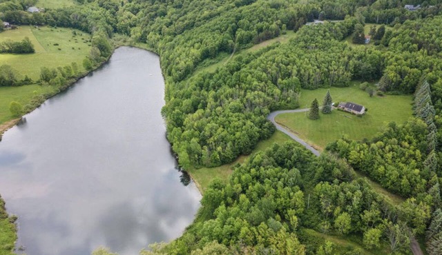Cloud9 Lake View Mountain House-Catskill Cabin