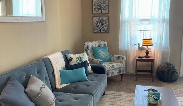 Coastal Comfort retreat offers 1 Bedroom, 1 Bathroom, and a Futon with Lakeview.