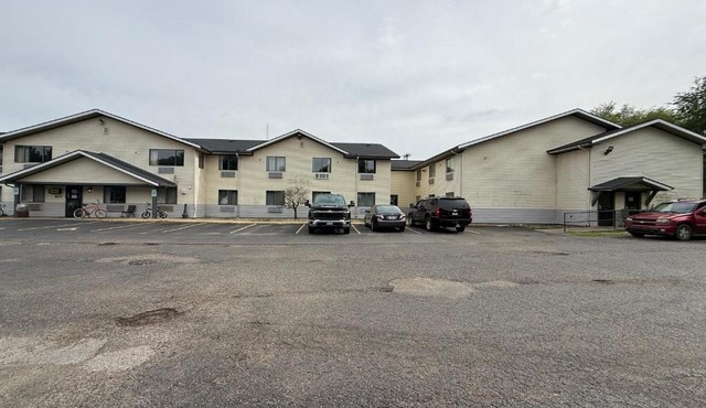 Coldwater Inn & Suites near I 69