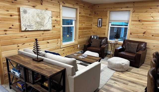 Come make memories in the Adirondacks at THE BARN! Bike, hike or swim⛰️all summer