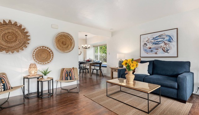 Comfortable Condo Just a Half Block to East Beach!