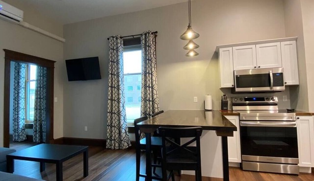 Copperfield- Unit 2 - 1 Bedroom Luxury Suite - King