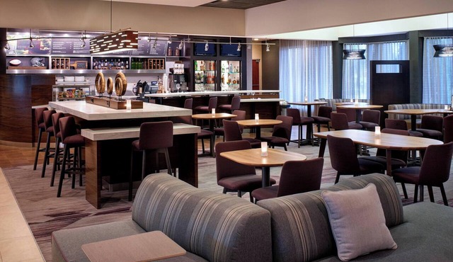 Courtyard by Marriott Detroit Metropolitan Airport Romulus
