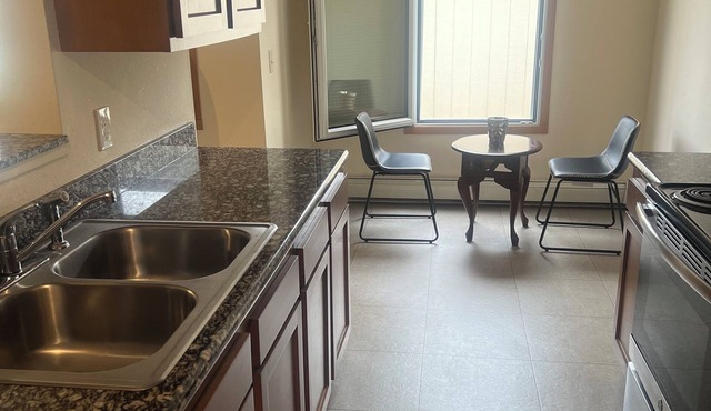 Cozy 1-bedroom with WiFi and AC in a quiet and charming area in Grand Rapids
