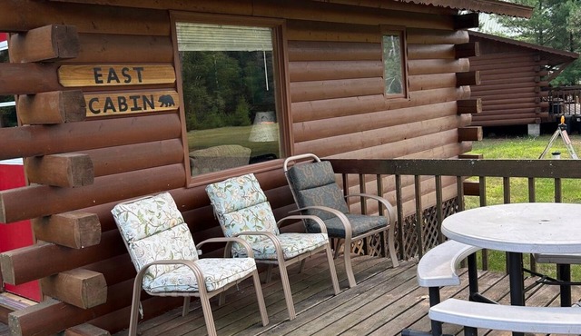 Cozy 2 Bedroom lake front cabin - Chippewa Flowage, Dun Rovin Rd in Hayward, WI.