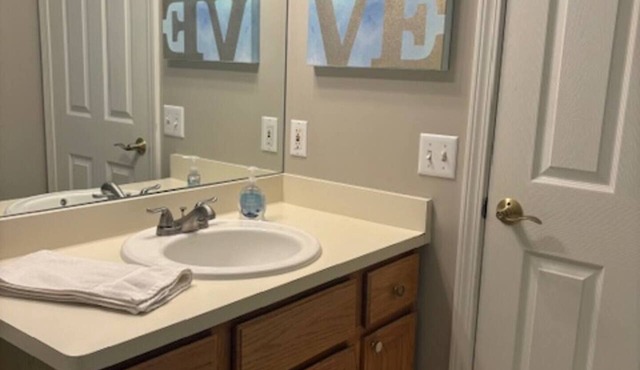 Cozy 3-bedroom with newly updated kitchen and living areas for a relaxing stay!