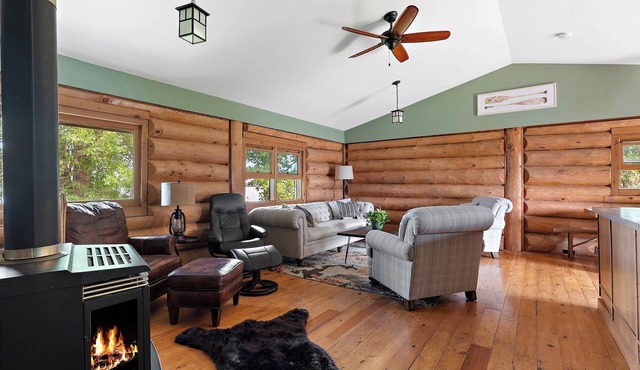 Cozy Lakeside Log Cabin With 2 FireplacesnThe Hidden Pines Log Cabin