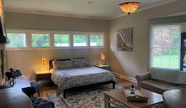 Cozy Primary at Birdsong Lodge