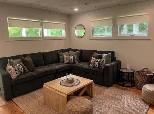 Cozy Renovated Rustic Cabin Retreat in the Hudson Valley