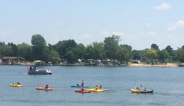 Craig Lake Cottage - Lakefront, with pontoon rental available, on 7 lake chain.
