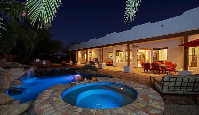 Custom home with heated spa and pool, 1 acre, No HOA, bring Rvs