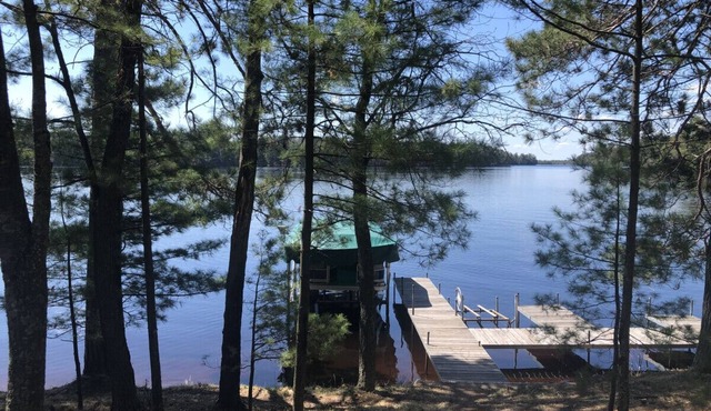 Deer Point Executive Lake Home, Sleeps 10.