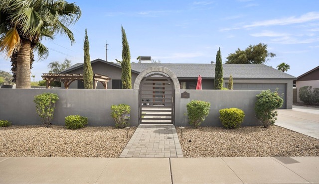 Desert Oasis with a Private Pool and 2 secluded, outdoor entertainment spaces.