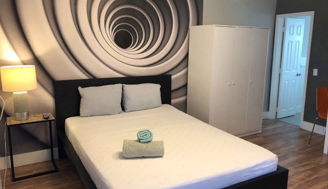 ✨Designer Studio Flat w/Full Kitchen Free Parking