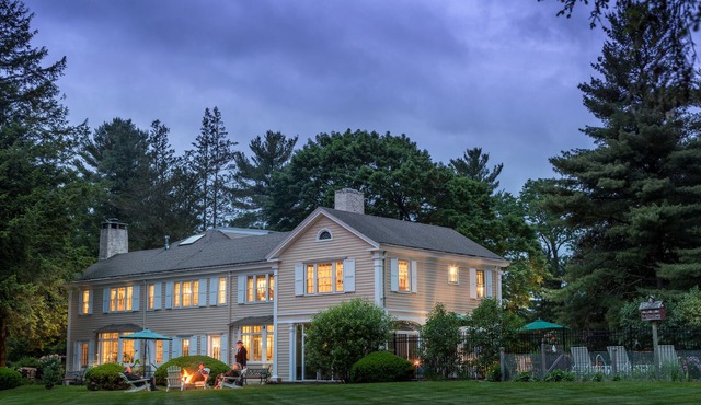 Devonfield Inn B&B