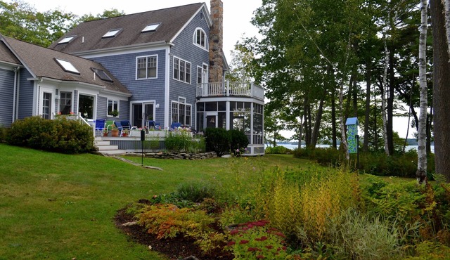 Dramatic Oceanfront House w/Private Swimming Cove & Dock in Freeport