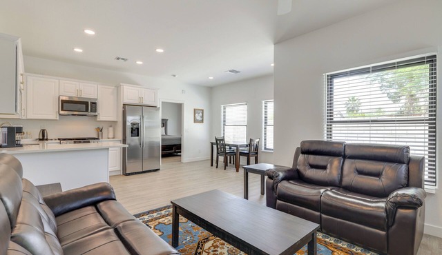 Easy Dtwn Access! Prime PHX Stay For Couples