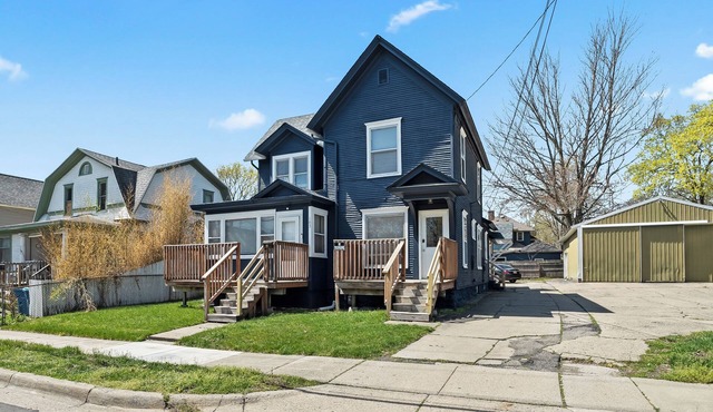 Enchanting Duplex: 2 units in 1 - Close to downtown & local attractions
