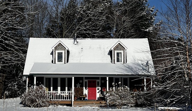 Enchanting Quiet Vermont Private Home. Rural vibe, perfect location!