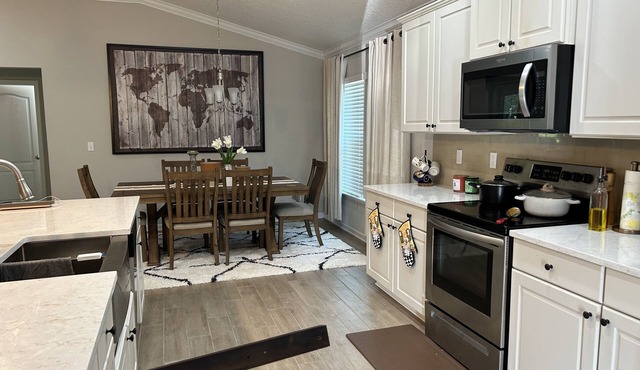 Enjoyable 2-bedroom house with AC in Jacksonville