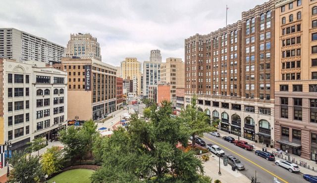 Executive Downtown Retreat