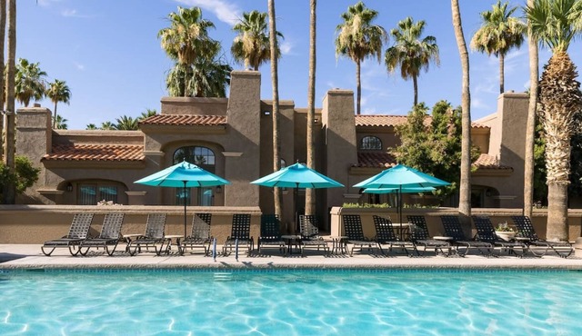 Explore the Wild West! Mountain Views, 5 Pools, Free Parking, Near Camelback Mtn