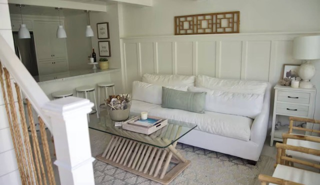 Exquisite Carpinteria Beach Cottage, Steps Away From The Beach in Carpinteria