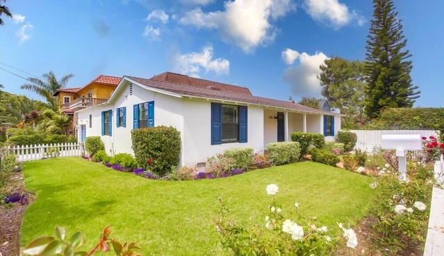 Family friendly, AC, golfing and country club
