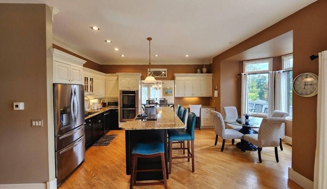 Four bedroom home on 8th Fairway - Birchwood Farms Golf & Country Club
