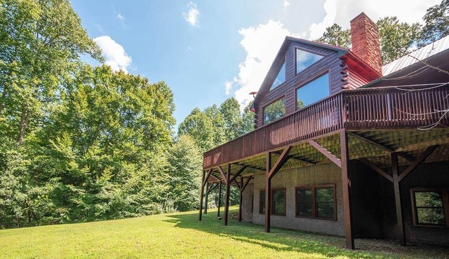 Franklin, NC Cabin; Hot Tub; Mountain View; Starlink