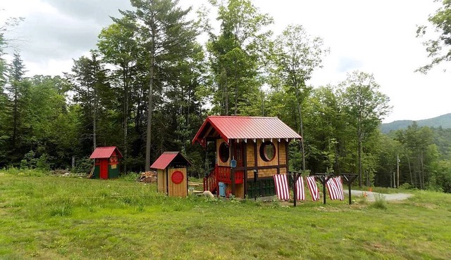 Fully-Furnished Tent-Style Cabin Rental near Indian Lake, Upstate New York