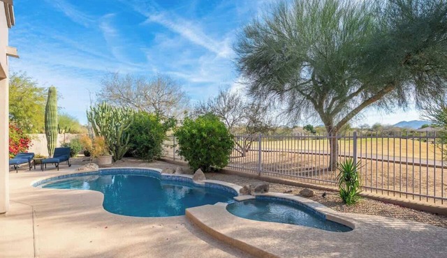Golf Course+Heated Pool+Spa+Pool Table