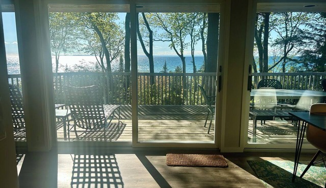 Good Hart Beach Cottage on 100' of Private Beach on Lake Michigan