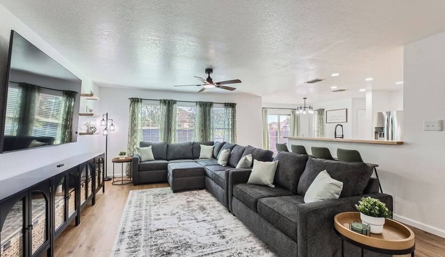 Gorgeous 5BR Gem w/Arcade Lackland BMT Seaworld