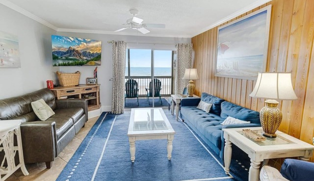 Gorgeous Oceanfront 2 Bedroom Villa