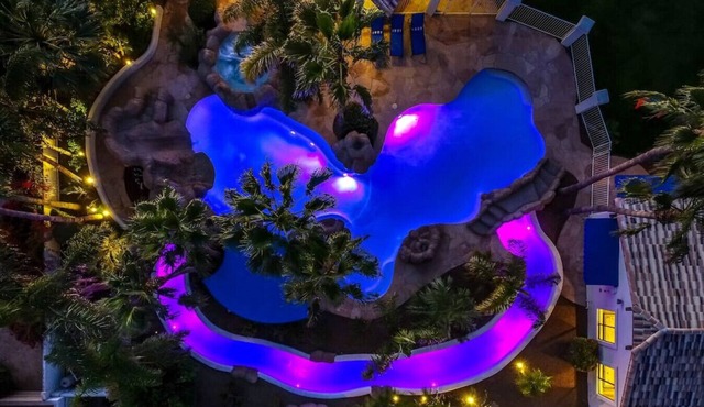 $ HALF MILLION DOLLAR POOL w/LAZY RIVER $