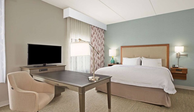 Hampton Inn & Suites North Huntingdon-Irwin