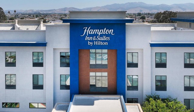 Hampton Inn & Suites Salinas