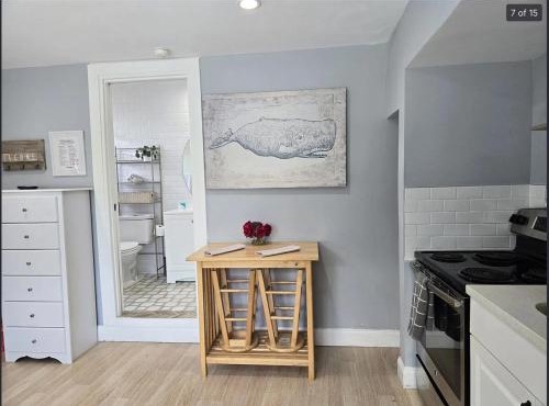 Hideaway Steps off Atlantic Ave - Private Studio in Delray Beach